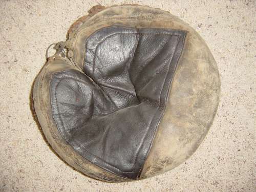 Big Sewn Pocket Catchers Mitt Front